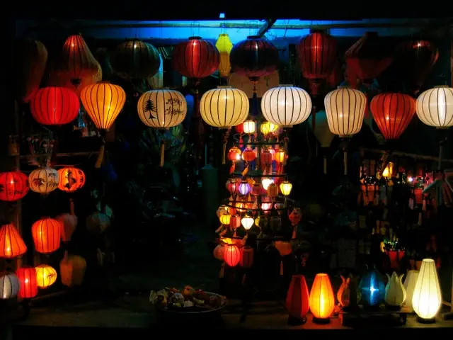 Lanterns in Hội An at night