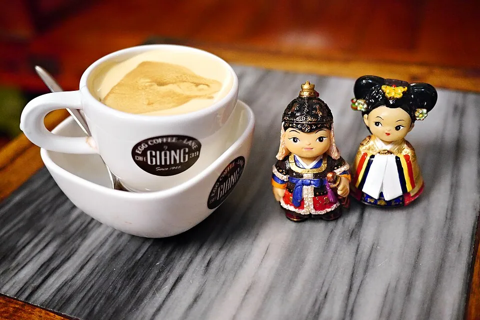 Cà phê trứng-eierkoffie bij Café Giảng in Hanoi